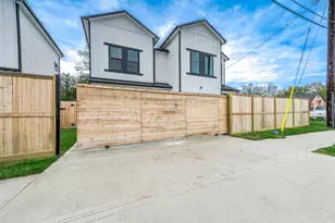 2716 Spence Rd, Houston, TX 77093 - Photo 3