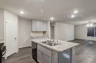 2250 Yelverton Ter Trl, Spring, TX 77373 - Photo 11