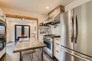 4021 Woodshire St, Houston, TX 77025 - Photo 9