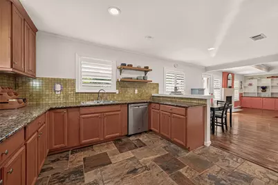 4814 Omeara Drive, Houston, TX 77035 - Photo 17