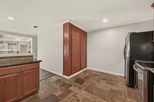 4814 Omeara Dr, Houston, TX 77035 - Photo 19