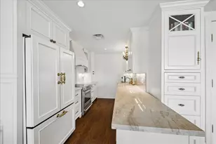 2929 Buffalo Speedway, Houston, TX 77098 - Photo 11