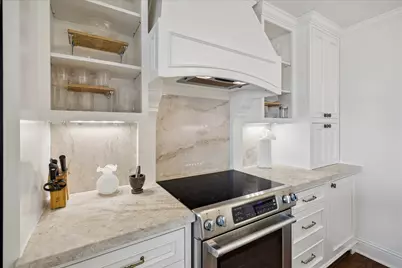 2929 Buffalo Speedway #1206, Houston, TX 77098 - Photo 5