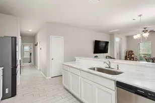 2308 Eagle Nook Dr, Texas City, TX 77568 - Photo 13