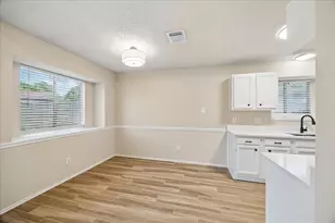 1113 Canyon Springs Dr, La Porte, TX 77571 - Photo 7