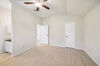 1113 Canyon Springs Drive, La Porte, TX 77571 - Photo 13