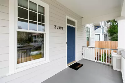 3209 Avenue P 1/2, Galveston, TX 77550 - Photo 5