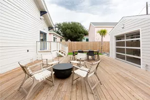 3209 Ave P 1/2, Galveston, TX 77550 - Photo 33