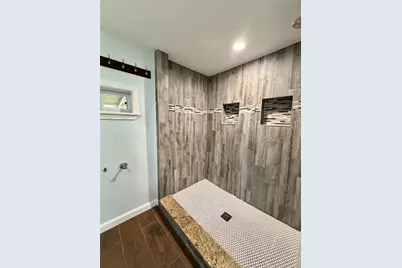 322 Hays Road, Oyster Creek, TX 77541 - Photo 19