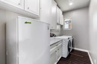 7930 Spring Village Drive, Spring, TX 77389 - Photo 13