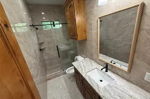 13409 Mc Doyle Rd, Houston, TX 77048 - Photo 9