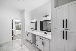 85 Lakeway Ct Ct, Conroe, TX 77304 - Photo 15