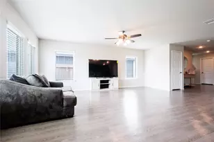 10805 Bird Of Paradise Ln Ln, Houston, TX 77016 - Photo 9