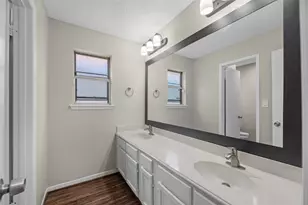 6527 Briar Glade Dr, Houston, TX 77072 - Photo 17