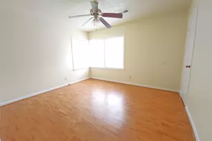 28 14th St N, Texas City, TX 77590 - Photo 9