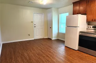 28 14th St N, Texas City, TX 77590 - Photo 5