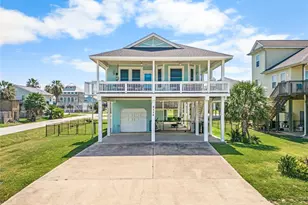 4114 Grayson Dr, Galveston, TX 77554 - Photo 1