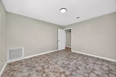 11307 Langdon Lane, Houston, TX 77072 - Photo 21