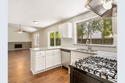 13219 Klamath Falls Drive, Houston, TX 77041 - Photo 7