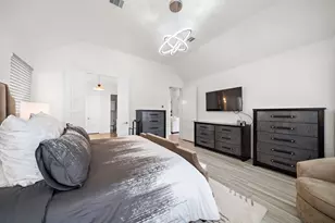 26118 Radiant River Trl, Richmond, TX 77406 - Photo 17