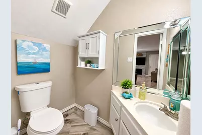18800 Egret Bay Boulevard #703, Webster, TX 77058 - Photo 5