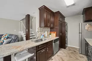 18800 Egret Bay Blvd, Webster, TX 77058 - Photo 9