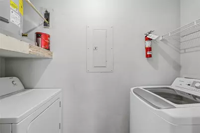 3505 Sage Road #2002, Houston, TX 77056 - Photo 11