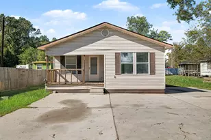 12215 Myrtle Ave, Crosby, TX 77532 - Photo 1