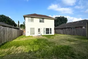 4243 Daisy Meadow Dr, Katy, TX 77449 - Photo 19