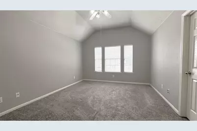 4243 Daisy Meadow Drive, Katy, TX 77449 - Photo 9