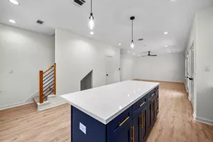 5700 Elysian St, Houston, TX 77009 - Photo 7
