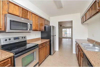 1300 Eagle Lake Road #8, Sealy, TX 77474 - Photo 7