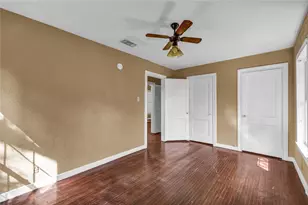 519 Magnolia St, Lake Jackson, TX 77566 - Photo 13