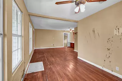 519 Magnolia Street, Lake Jackson, TX 77566 - Photo 5