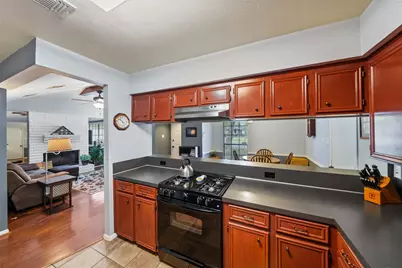 2727 Longleaf Pines Drive, Kingwood, TX 77339 - Photo 15