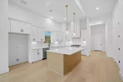 406 E 28th Street, Houston, TX 77008 - Photo 5