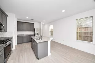 21119 Dolphin Bay Ln, Cypress, TX 77433 - Photo 15