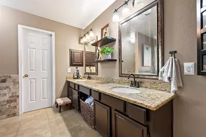 2215 Dublin Drive, League City, TX 77573 - Photo 17