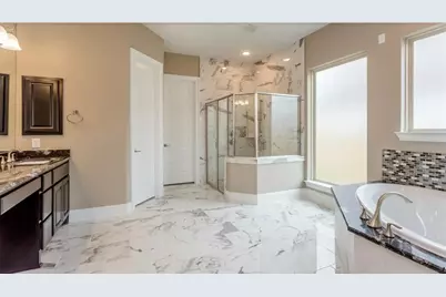 5602 King Plains Creek Ln, Sugar Land, TX 77479 - Photo 15