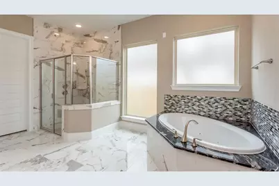 5602 King Plains Creek Ln, Sugar Land, TX 77479 - Photo 17