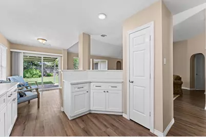 6318 Pleasant Stream Drive, Katy, TX 77449 - Photo 9