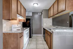 2800 Jeanetta St, Houston, TX 77063 - Photo 7