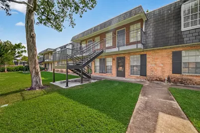 9017 Gaylord Drive #70, Houston, TX 77024 - Photo 5