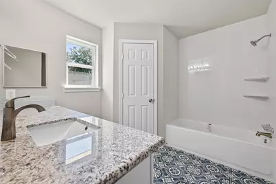 10603 Highland Woods Drive, Sugar Land, TX 77498 - Photo 15