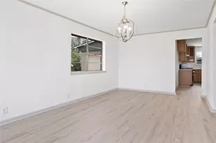 24518 Sunny Glen Dr, Houston, TX 77336 - Photo 9