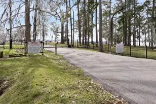 24518 Sunny Glen Dr, Houston, TX 77336 - Photo 49