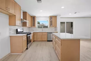 24518 Sunny Glen Dr, Houston, TX 77336 - Photo 15