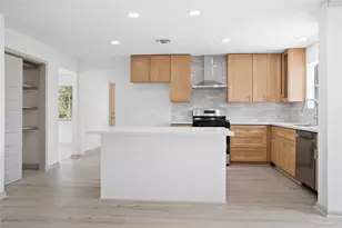 24518 Sunny Glen Dr, Houston, TX 77336 - Photo 15