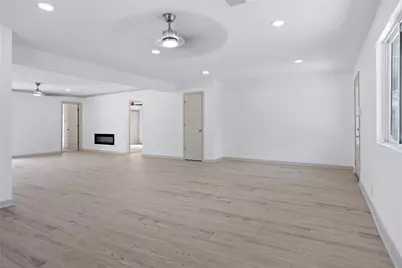 24518 Sunny Glen Drive, Houston, TX 77336 - Photo 9