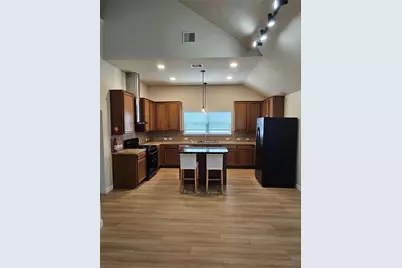 9011 Mercury Cove Court, Houston, TX 77075 - Photo 11